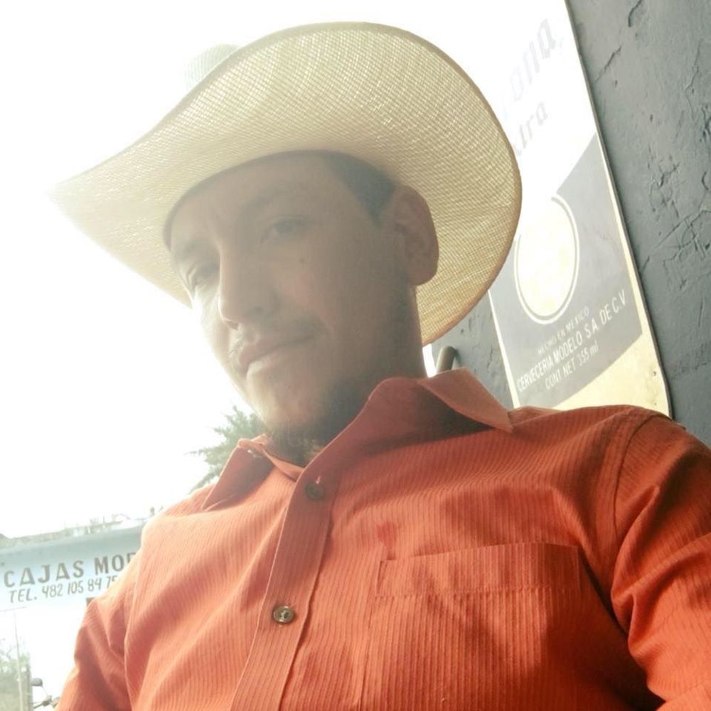 Meet your Posher, Jose